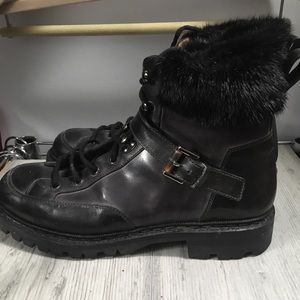 Beautiful Santoni boots with fur for men 6 (Uk) 7 (US)